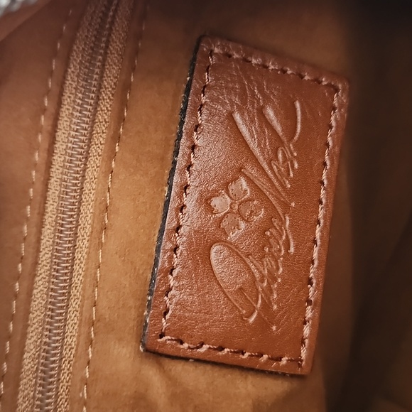 Patricia Nash Red Embossed Leather Clutch - Picture 8 of 9